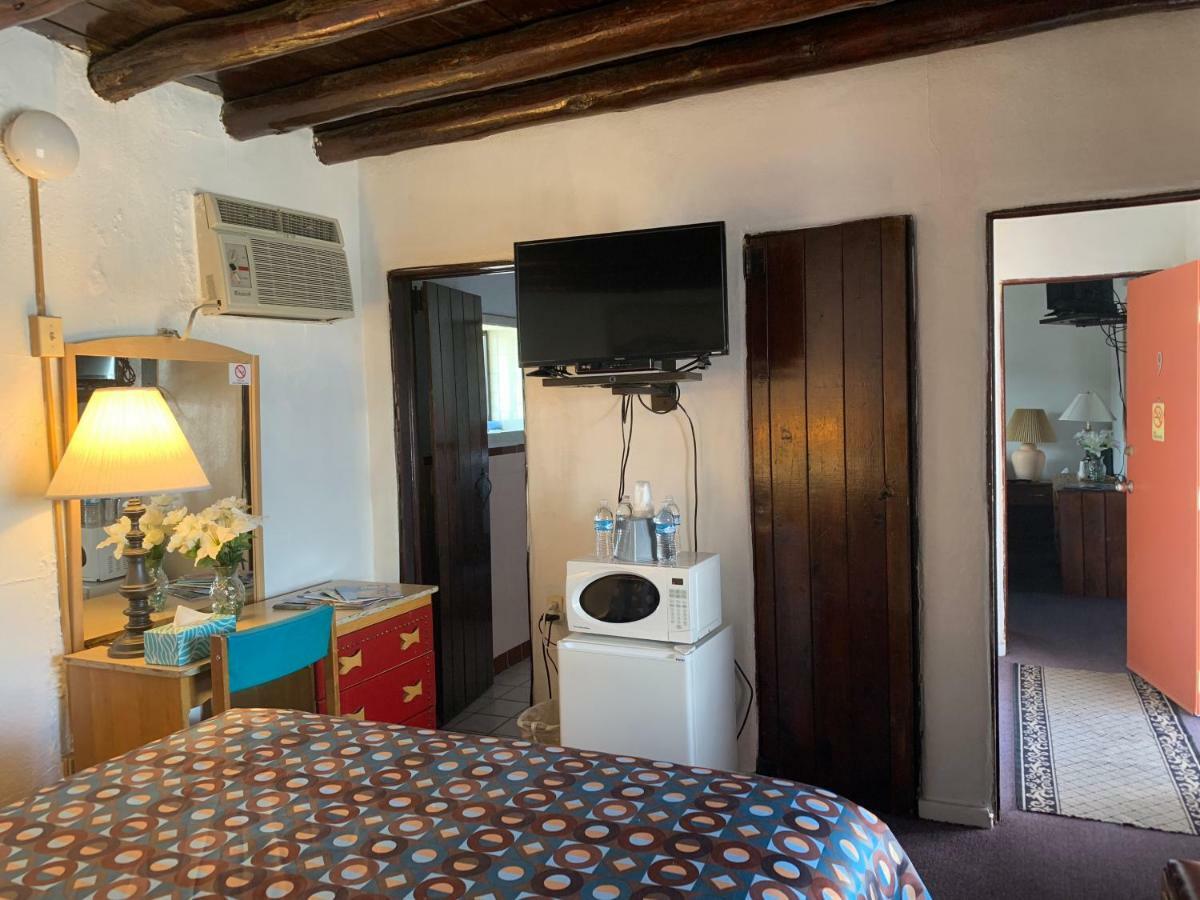 Cottonwood Court Motel Santa Fe Bagian luar foto